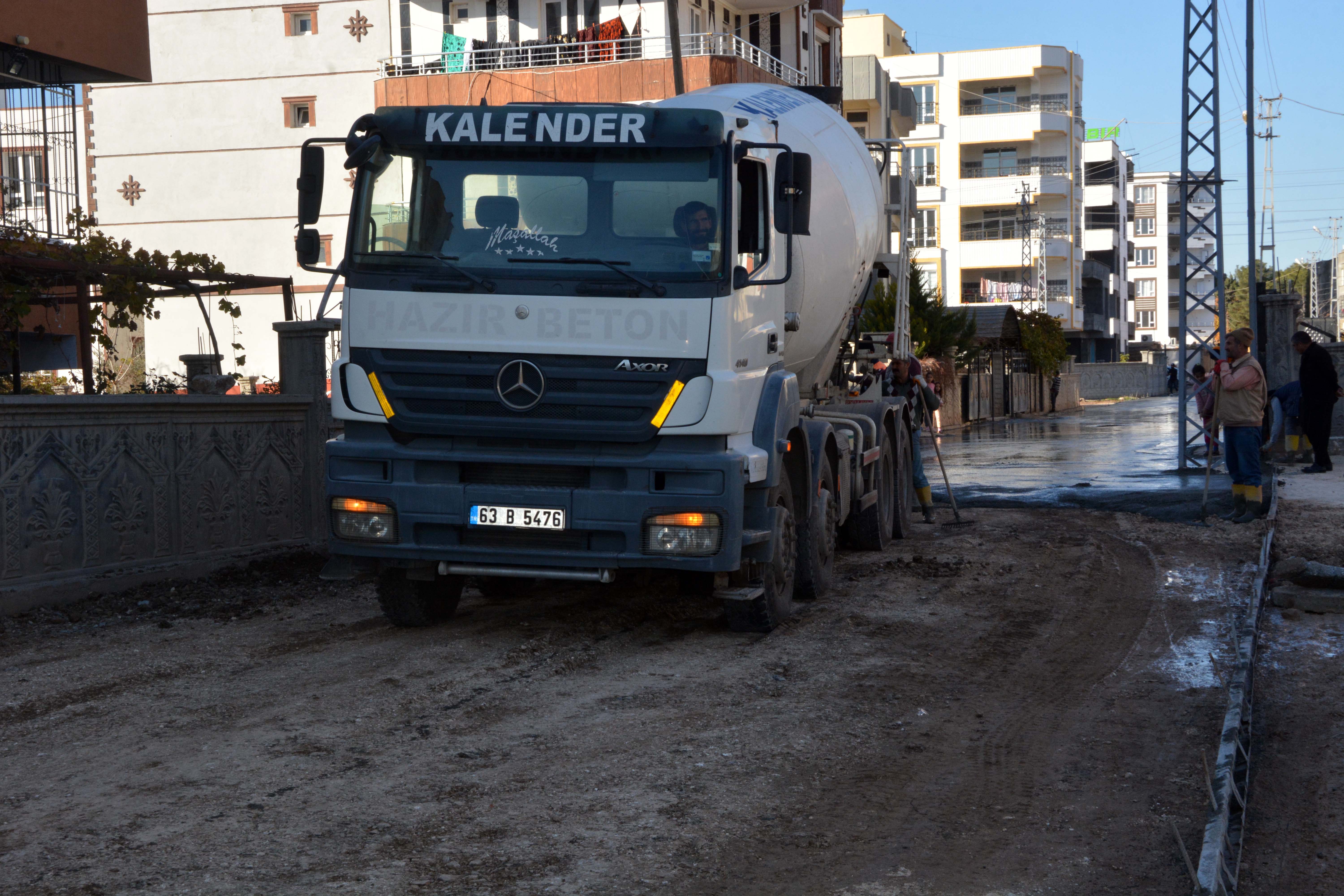 Siverek’te bu mahallede üst yapı çalışmaları başladı