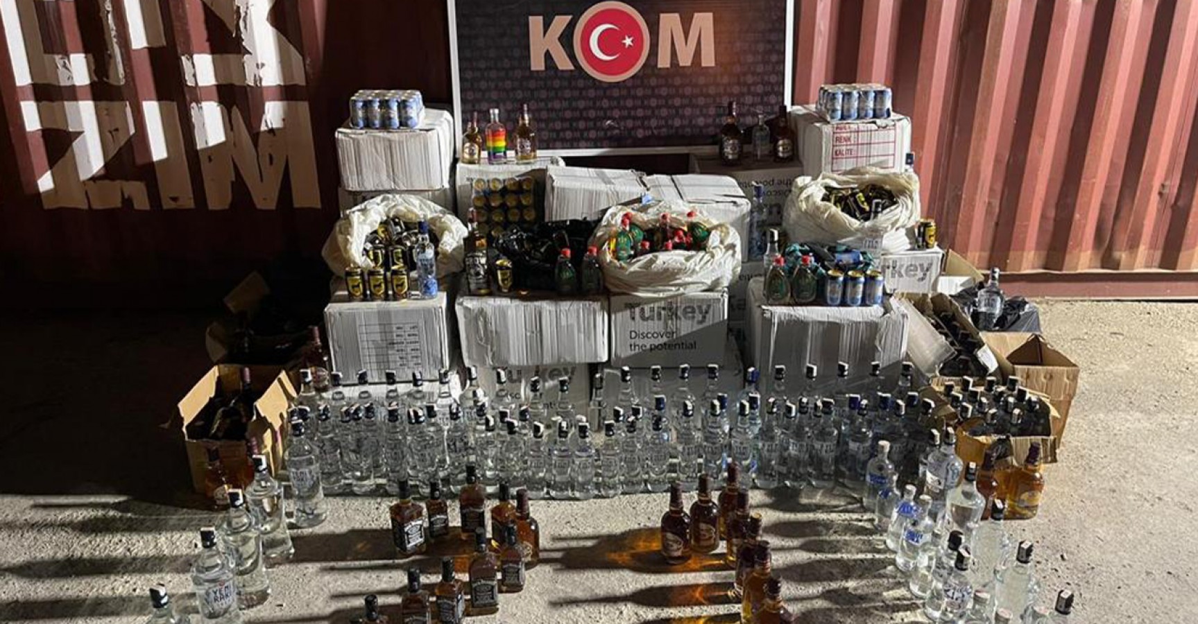 ‘Zehir’ operasyonu! 31 bin litre ele geçirildi
