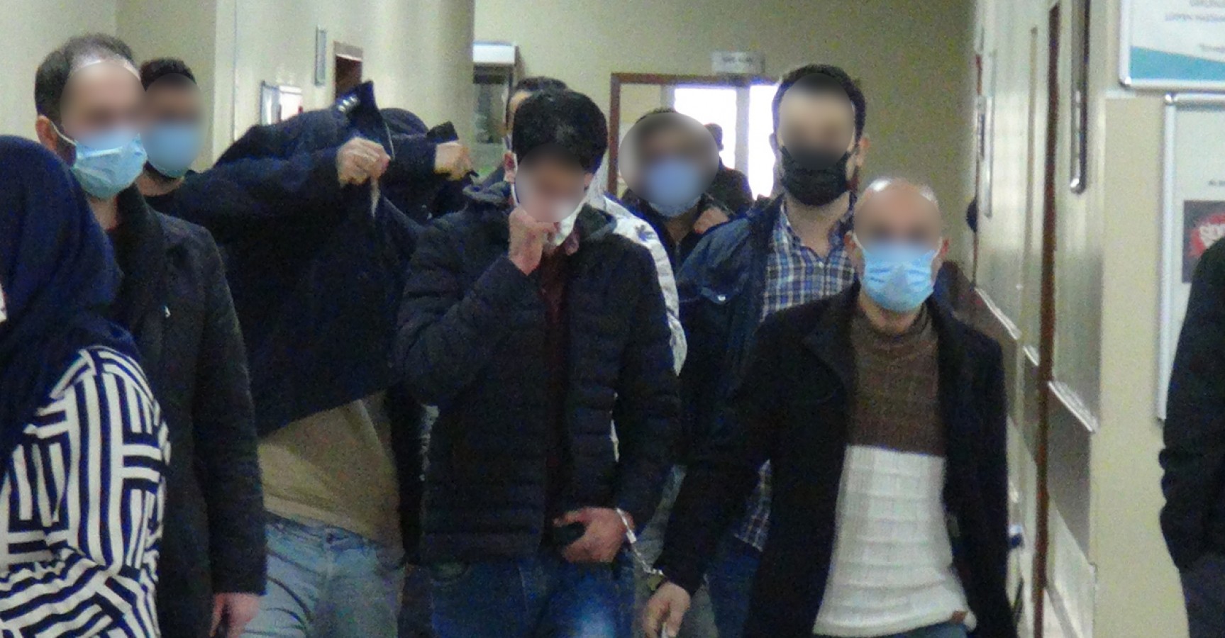 Şanlıurfa'da zehir tacirlerine baskın: 10 gözaltı