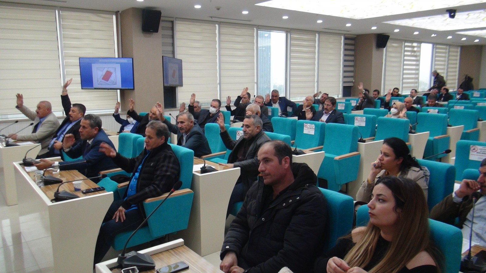 Büyükşehir Meclisi'nde imar raporları görüşüldü