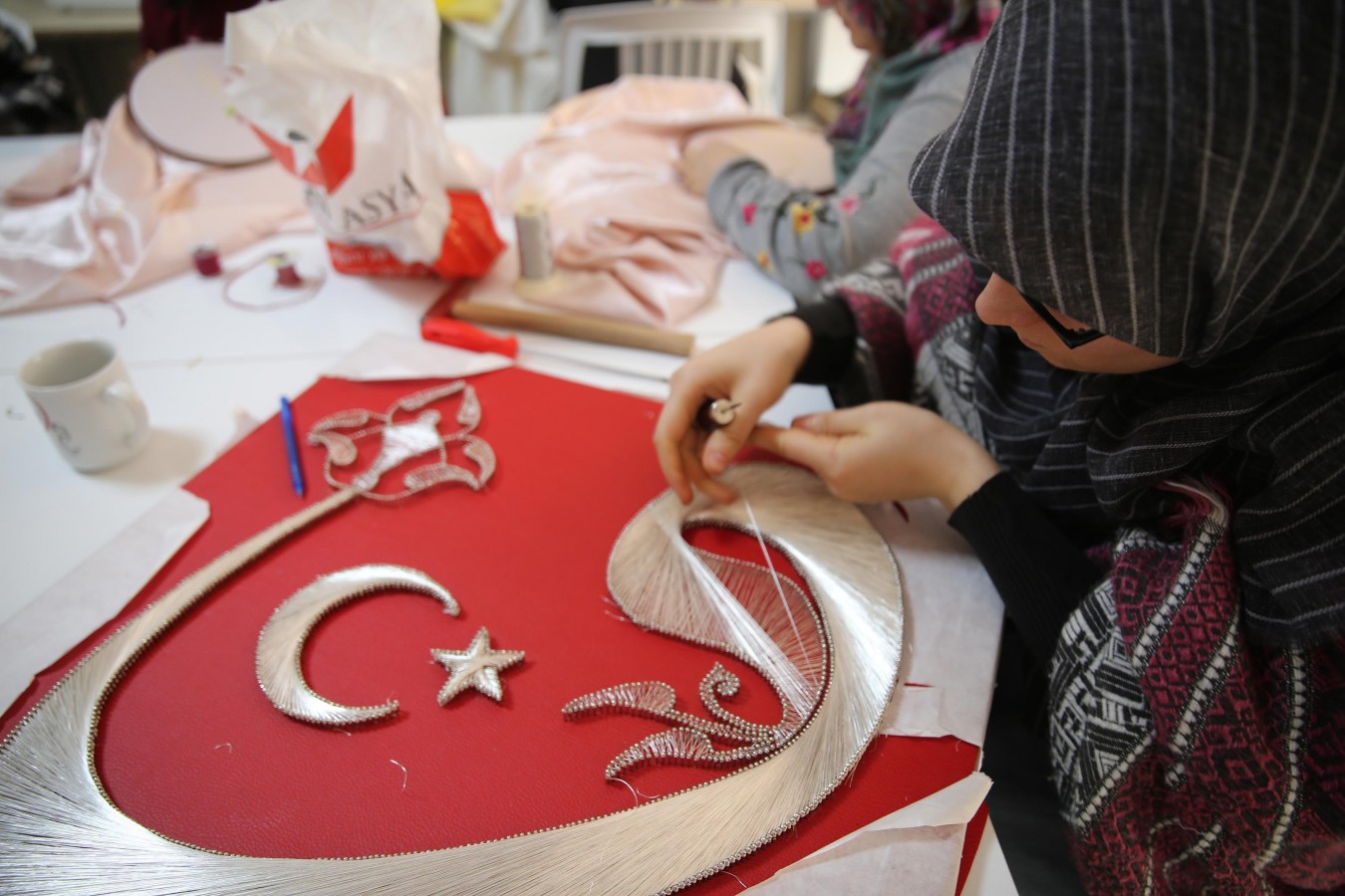 Haliliye Belediyesi ile kadınlar meslek sahibi oluyor