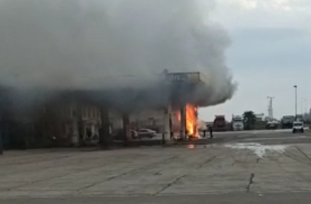 Urfa’da petrol istasyonunda yangın!