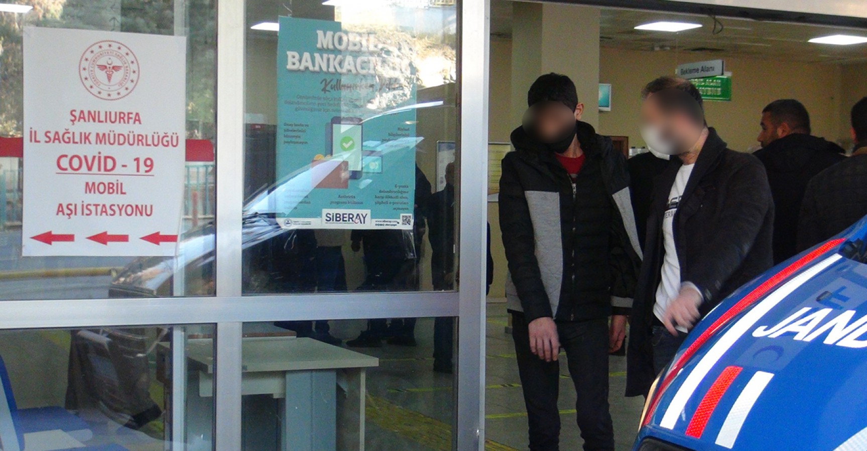 Narkotik ekiplerinden baskın: 2 gözaltı