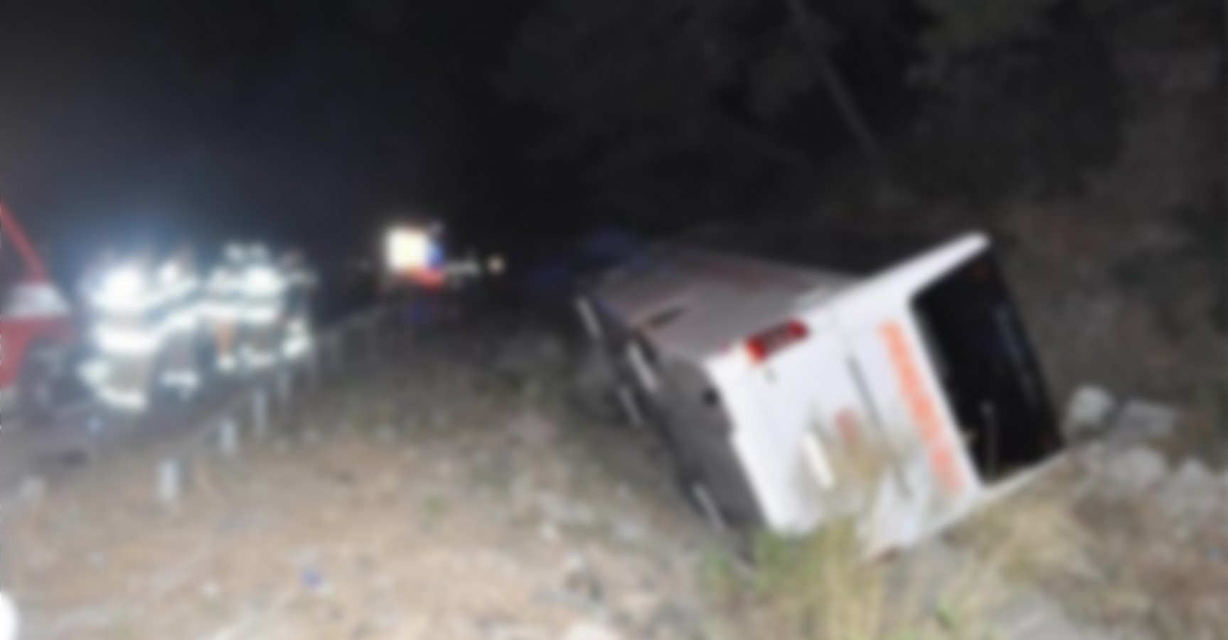 Hilvan’da otobüs şarampole yuvarlandı