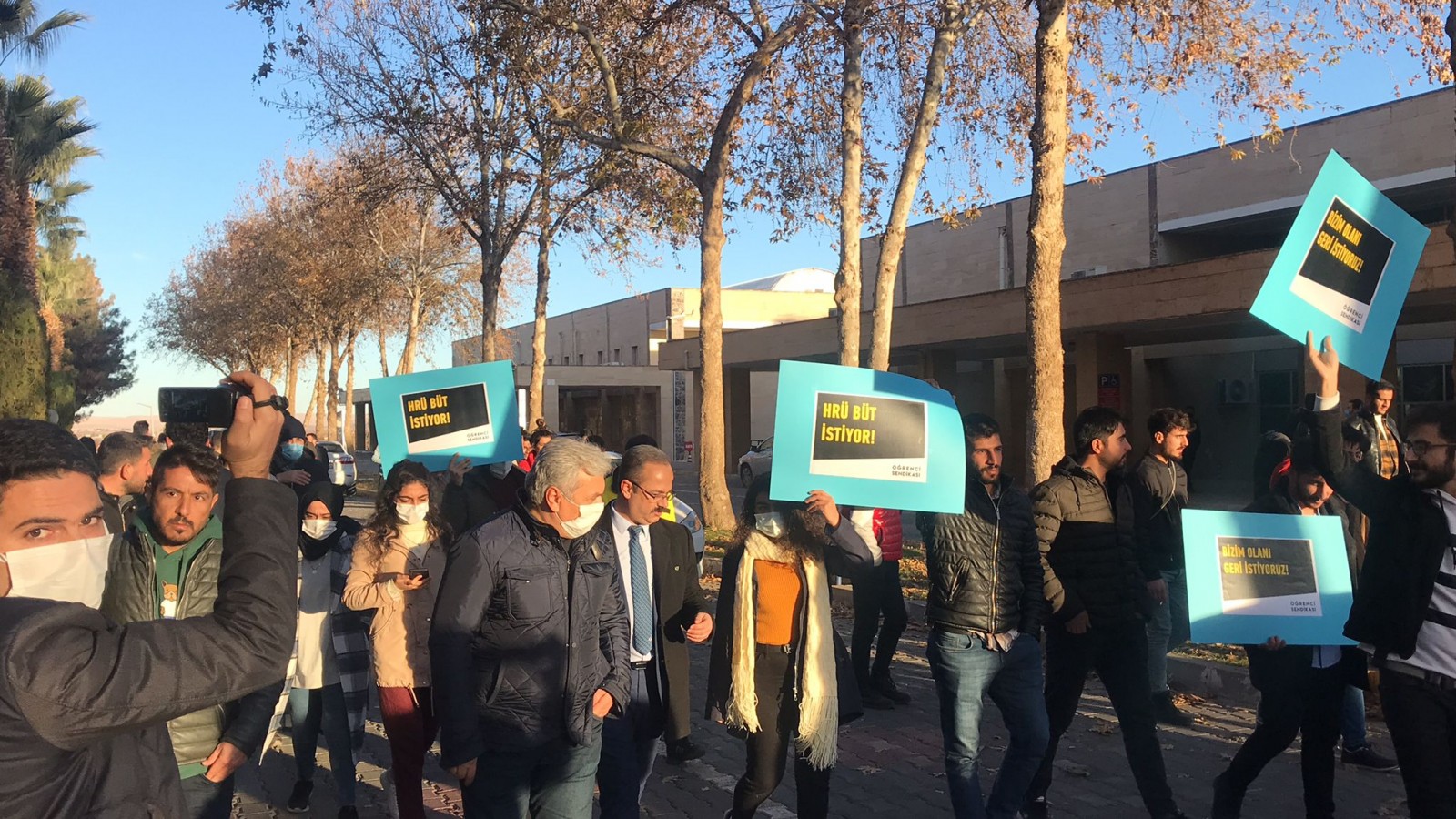 Bütünleme sınavı talebine çorbalı gönderme