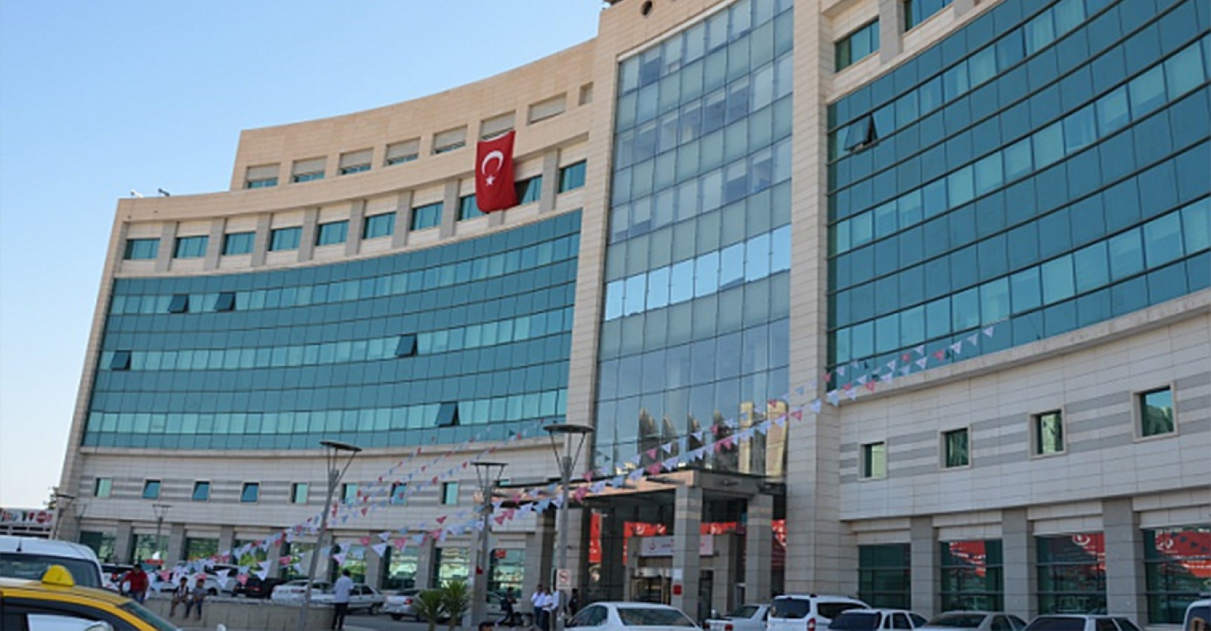 Urfa'daki hastane bölgenin sağlık üssü oldu