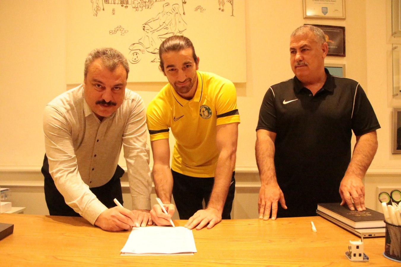 Şanlıurfaspor iki futbolcuyu renklerine bağladı