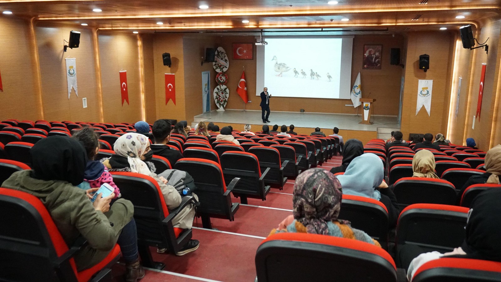 Haliliye Belediyesi’nden anne babalara yönelik seminer