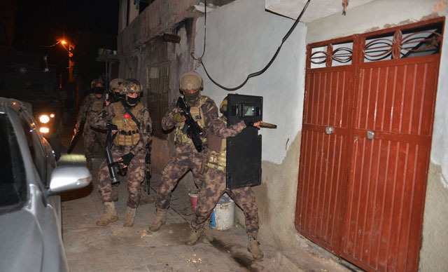 Tefecilere 28 ilde 'kene' operasyonu