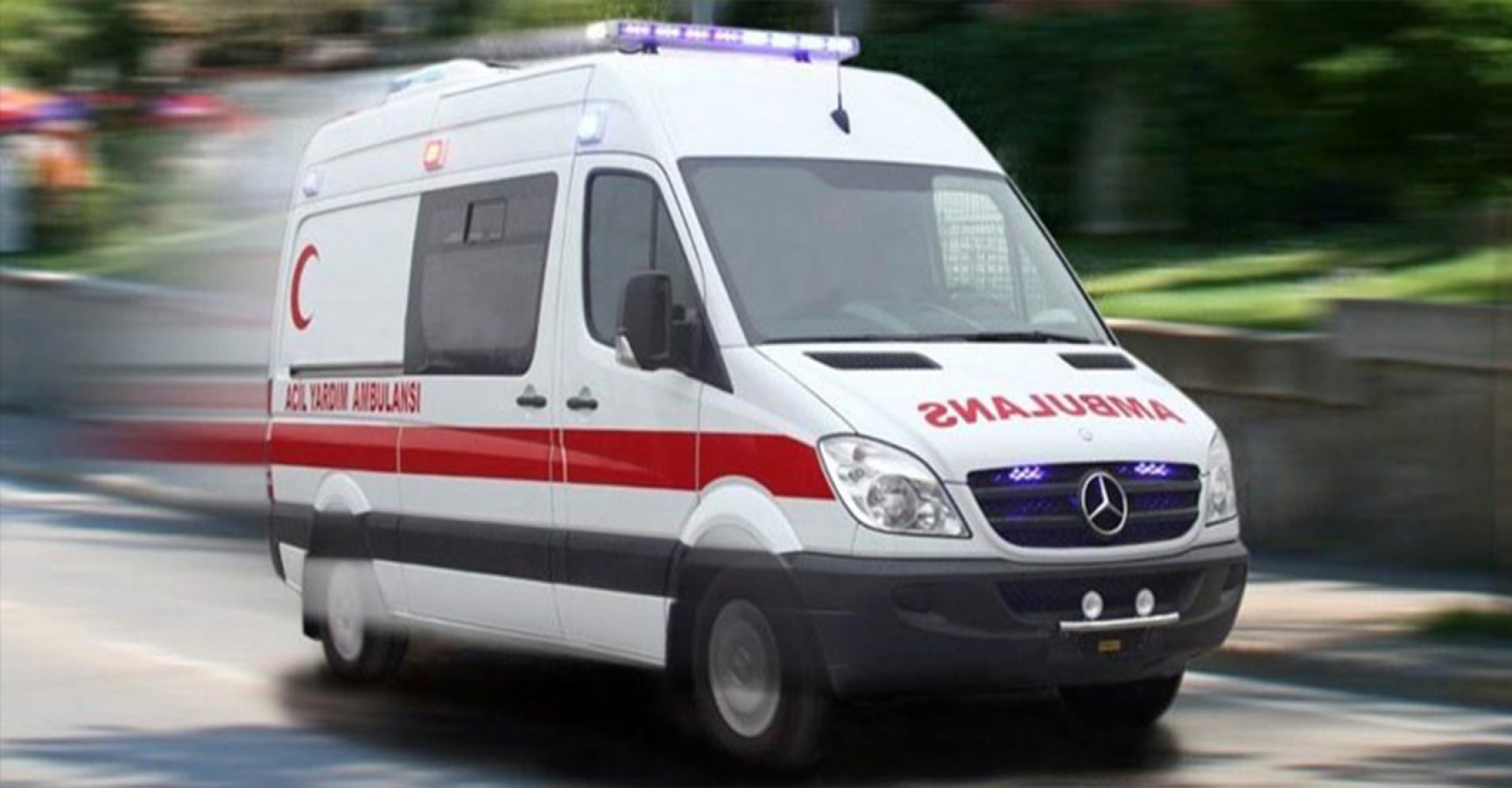 Akçakale'de yüksekten düşen şahıs hastaneye kaldırıldı
