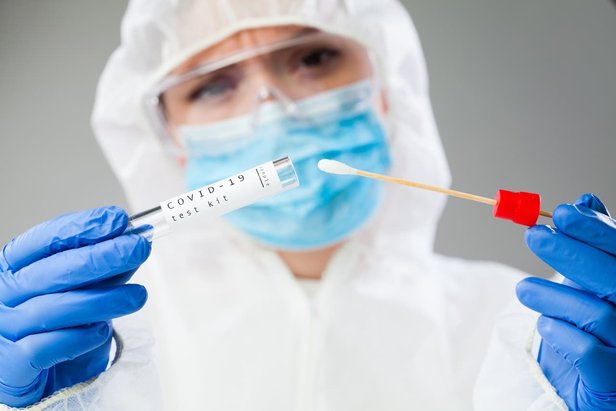 Aşısızlara PCR testi artık zorunlu değil