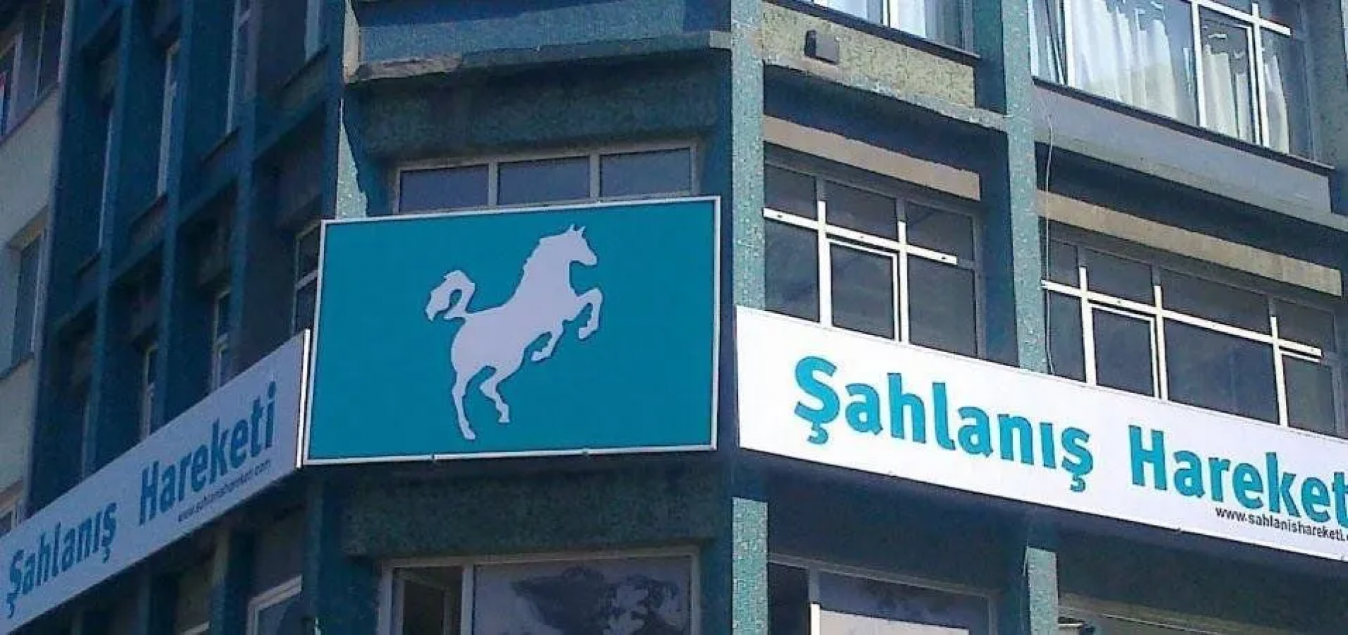 2022'nin ilk partisi kuruldu