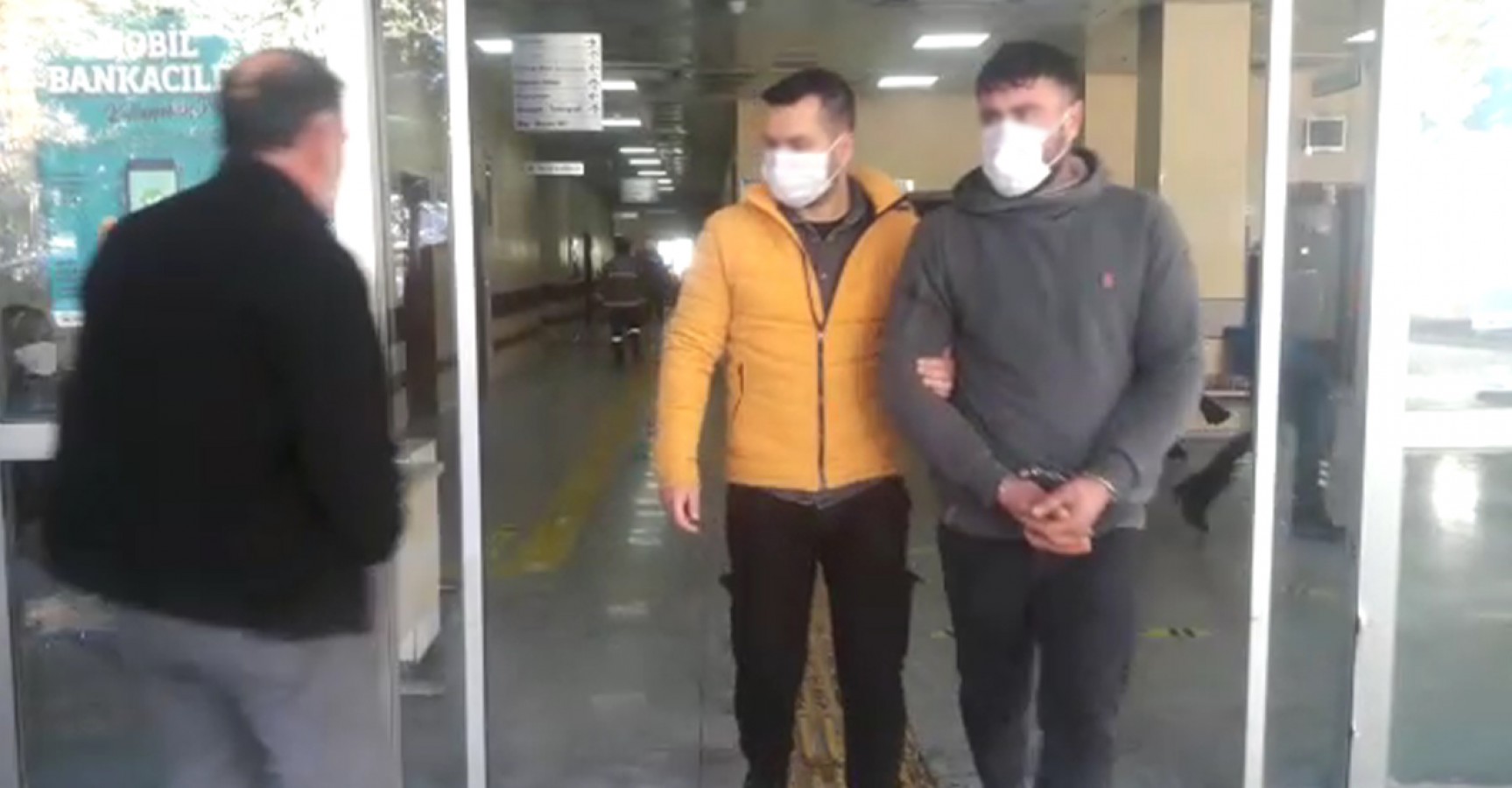 Urfa’da sokak satıcılarına göz açtırılmıyor