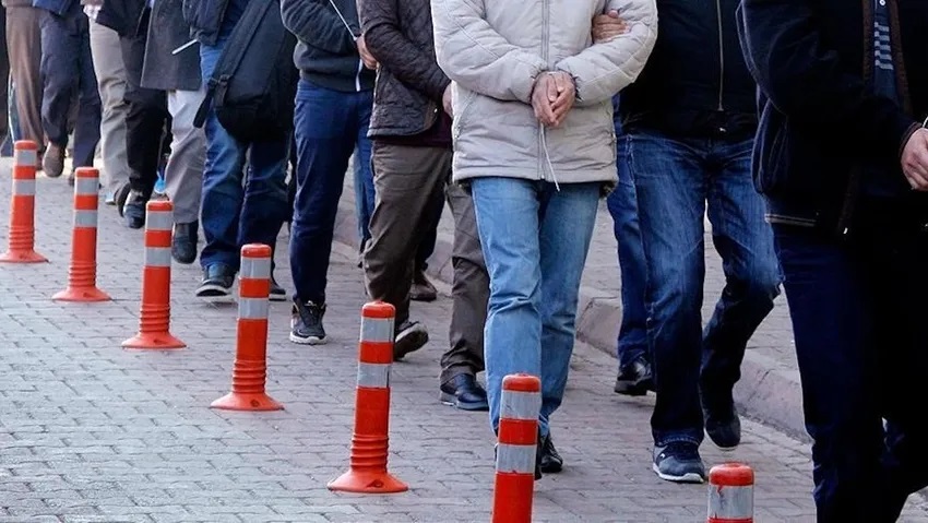 Bakan Soylu 3 yılda yakalanan göçmen kaçakçısı sayısını açıkladı