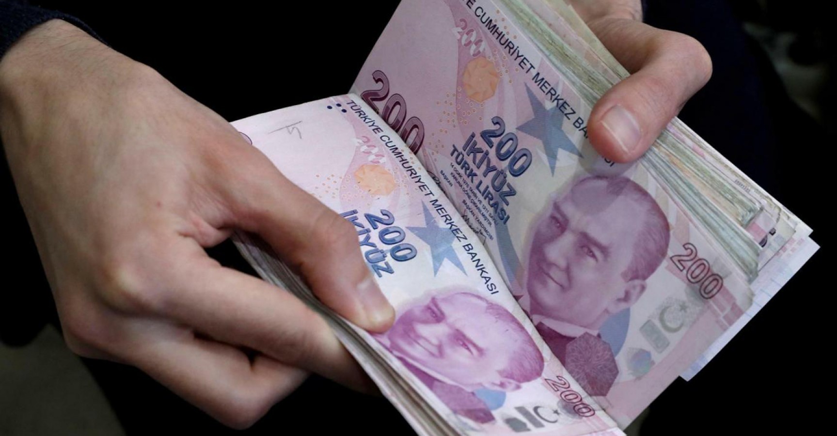 Kamu işçisine yüzde 2,5'lik ilave zam yolda