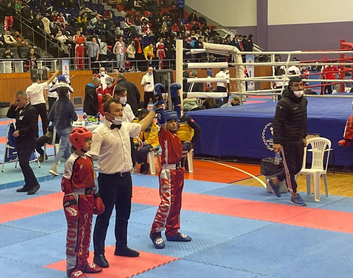 Kick Boks takımından Türkiye derecesi