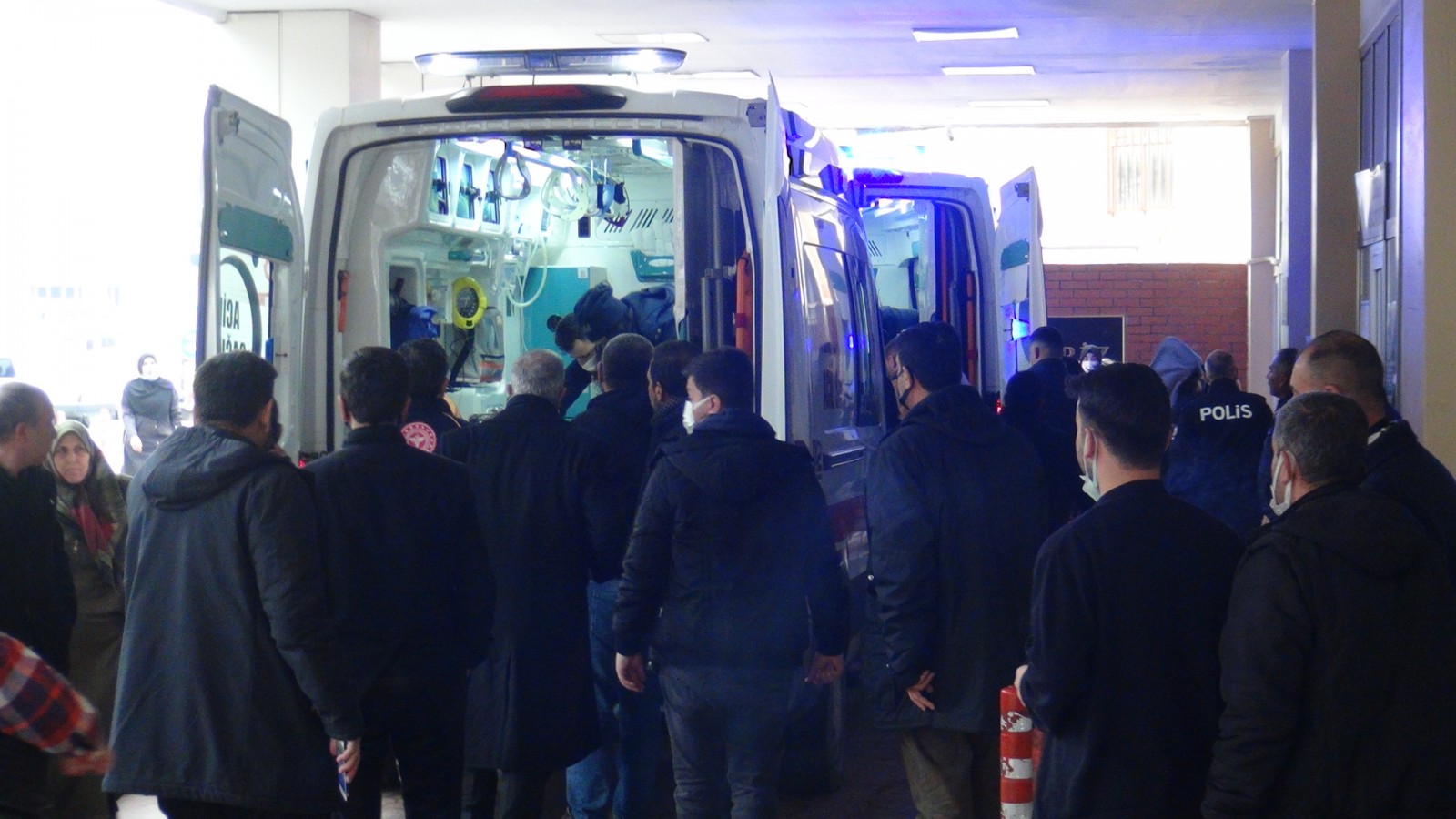 Şanlıurfa’da taşlı sopalı kavga: 16 yaralı