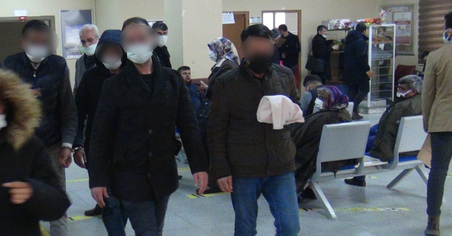 Şanlıurfa’da zehir tacirlerine eş zamanlı baskın!