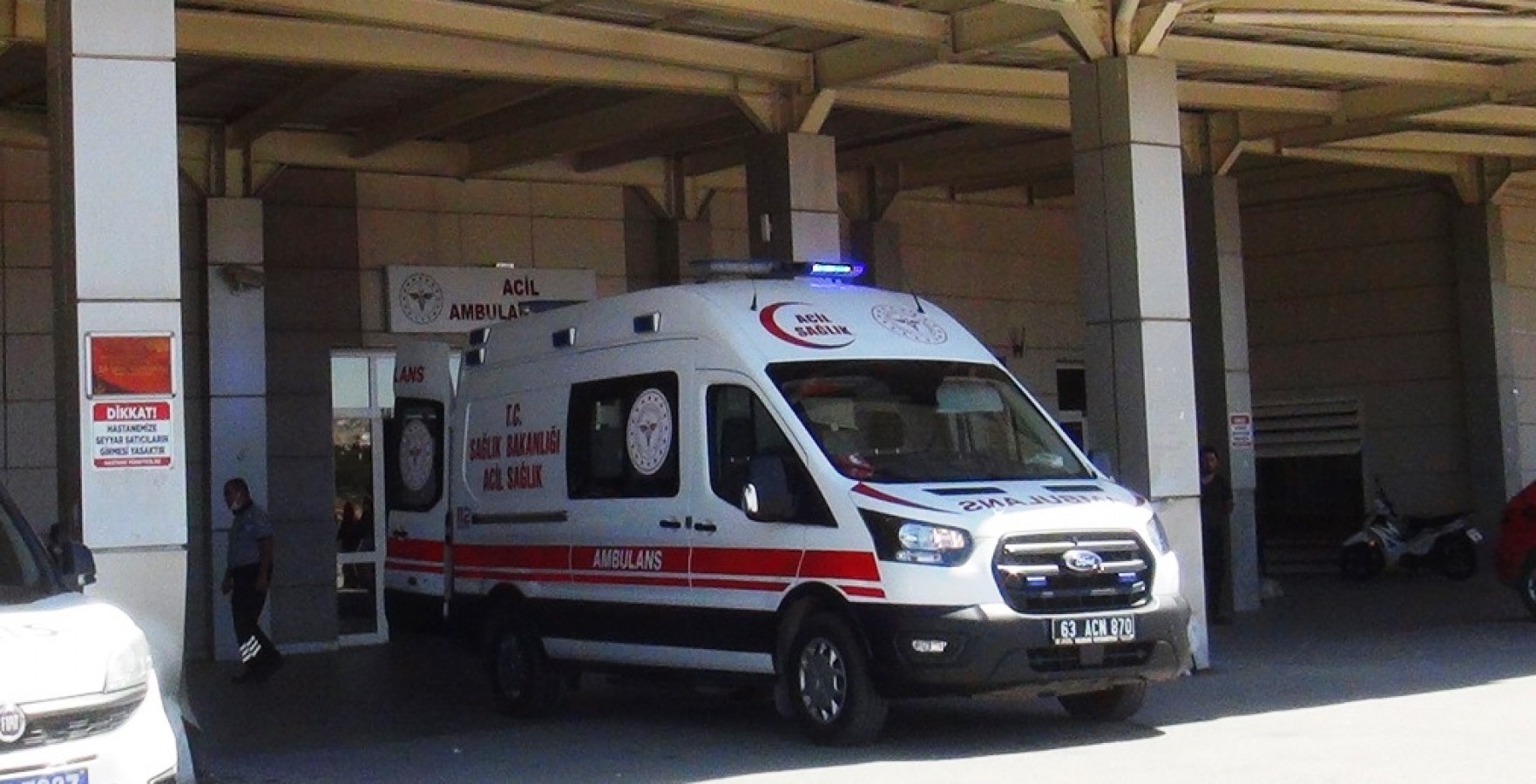 Sokak ortasında kavga! 3 kadın yaralı
