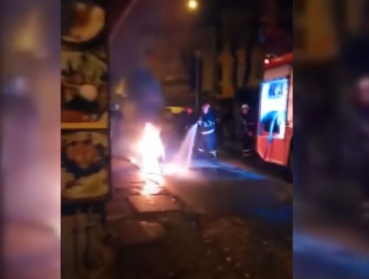 Eyyübiye'de cep telefonu ve aksesuarları satan dükkanda yangın