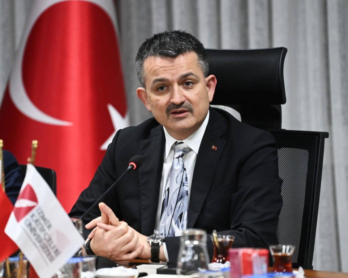 Çiftçilere Bakan'dan müjde! Ödemeler hesaba yatmaya başladı