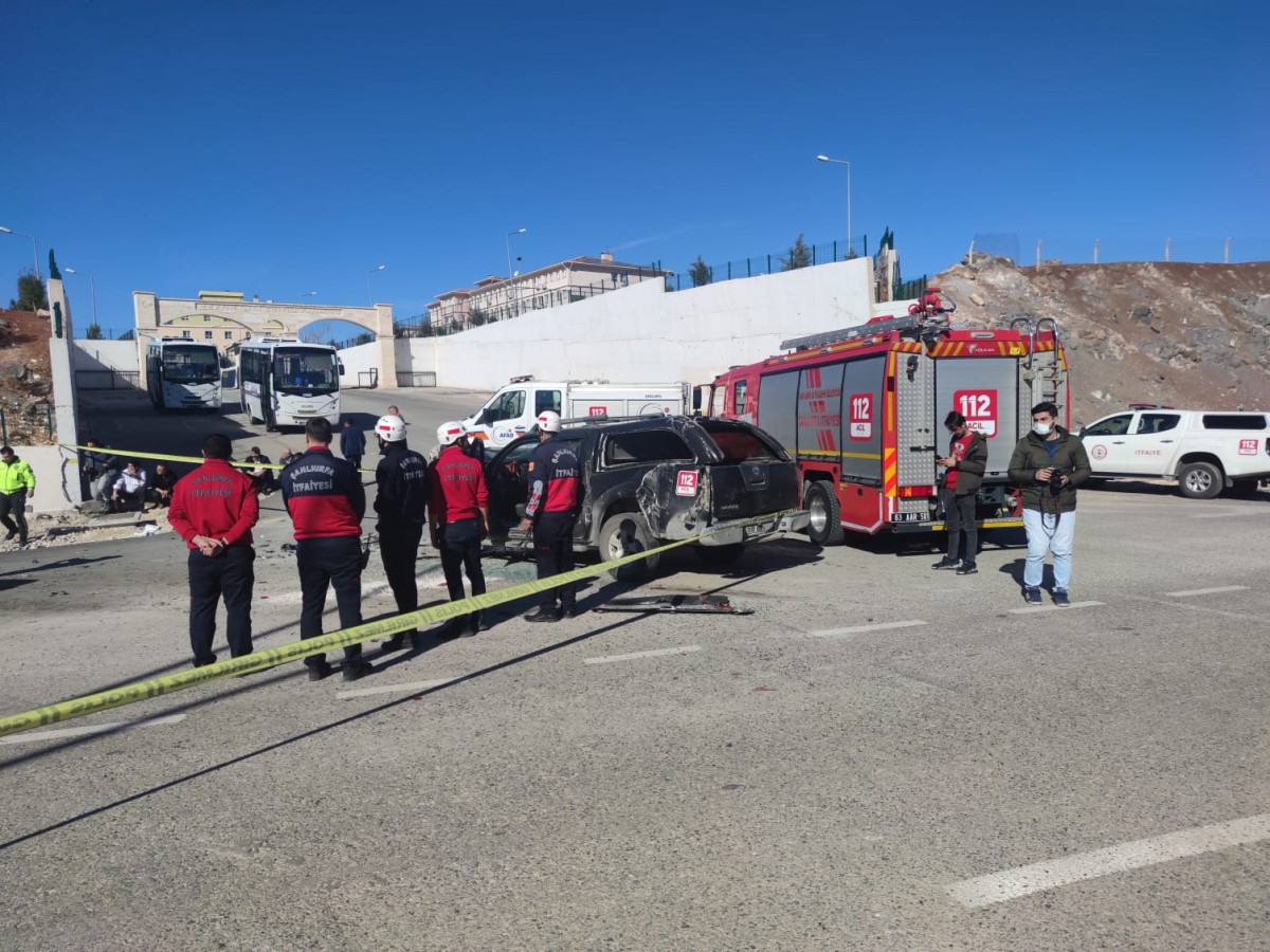 Halk otobüsüyle AFAD aracı çarpıştı: 1 ölü, 3 yaralı