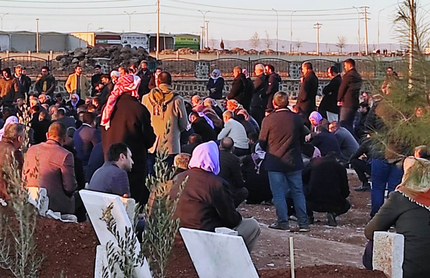 Urfa’da boş arazide gömülü halde bulunmuştu, toprağa verildi