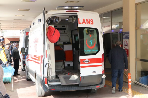 Şanlıurfa’da cama yumruk atan kadın ağır yaralandı