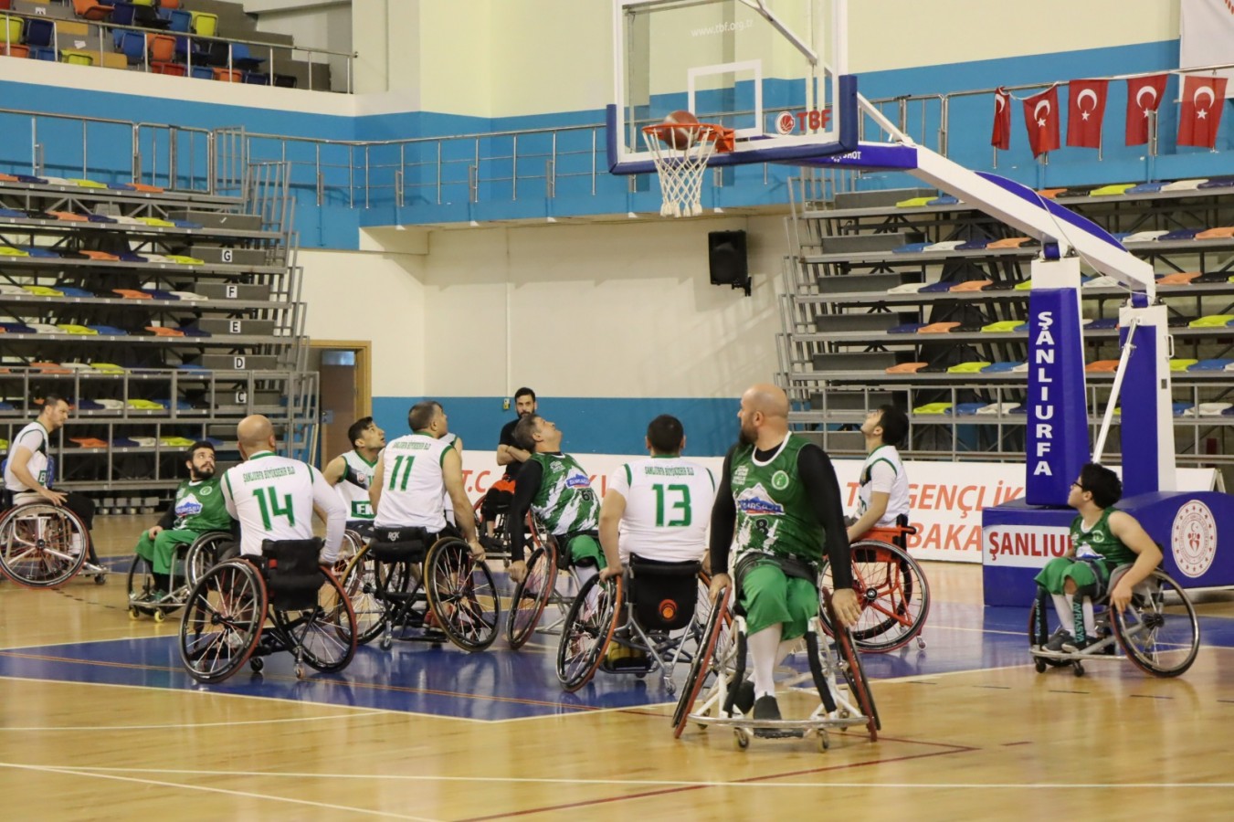 Şanlıurfa ekibi evinde galip
