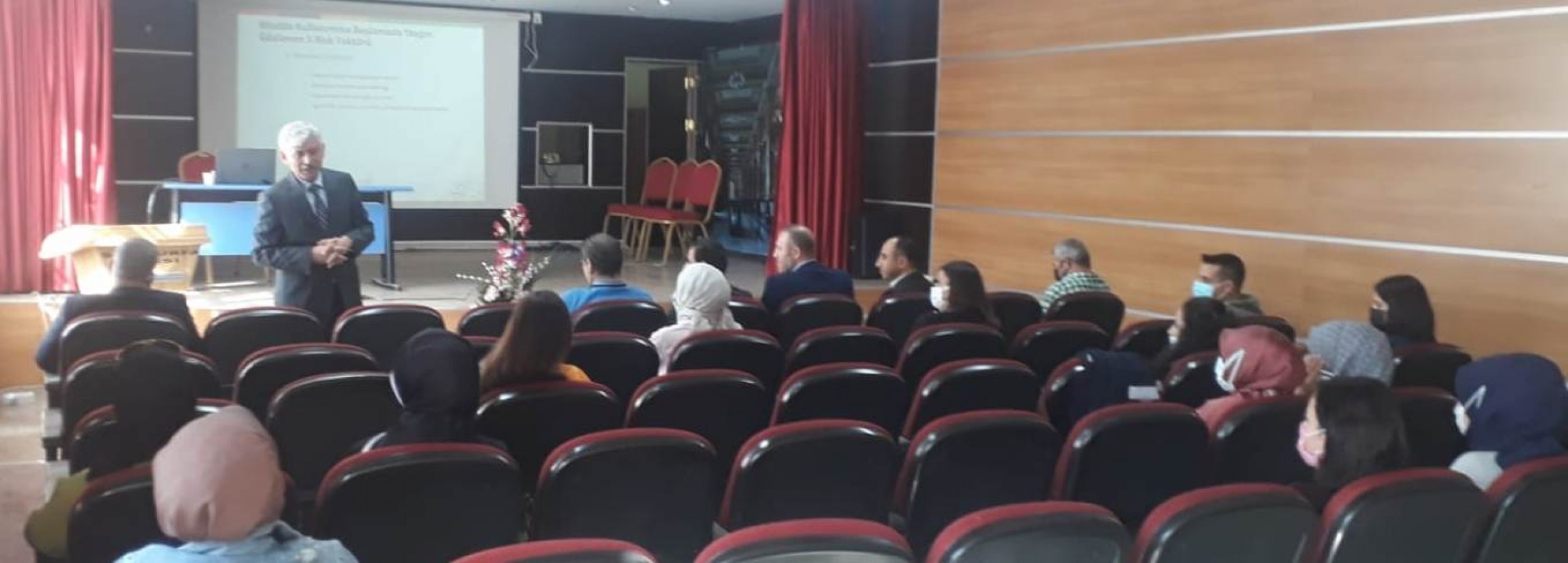 Bağımlılıkla mücadele kapsamında rehber öğretmenlere eğitim
