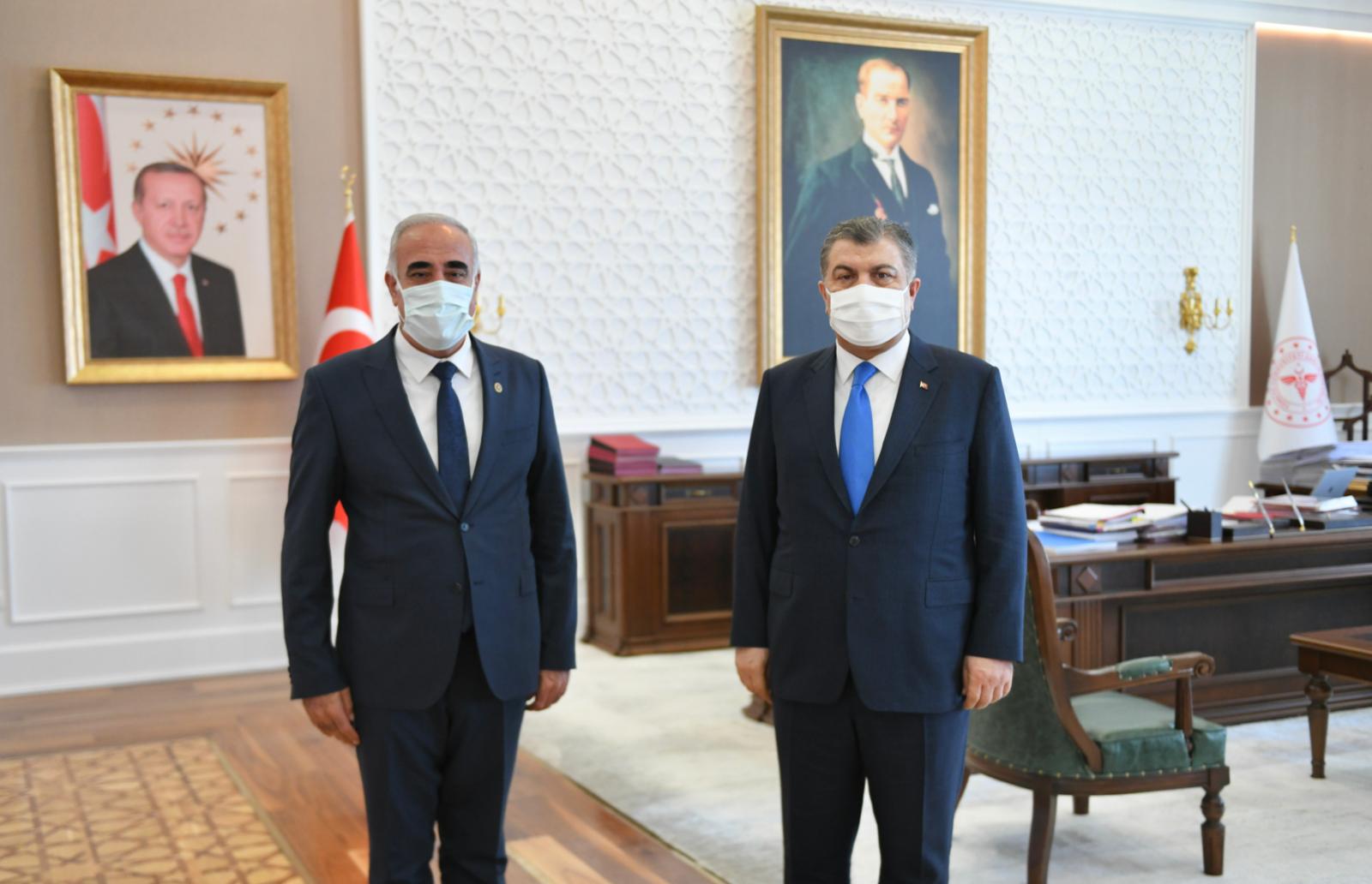 Aydınlık Fahrettin Koca İle Bir Araya Geldi