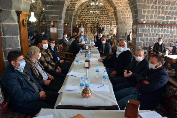 ÇAKMAK MUHTARLARLA İSTİŞARE TOPLANTILARINI SÜRDÜRÜYOR