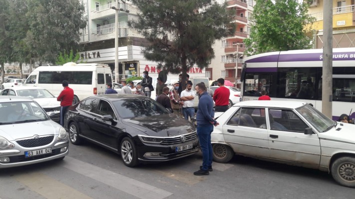 Şanlıurfa'da zincirleme trafik kazası: 3 yaralı