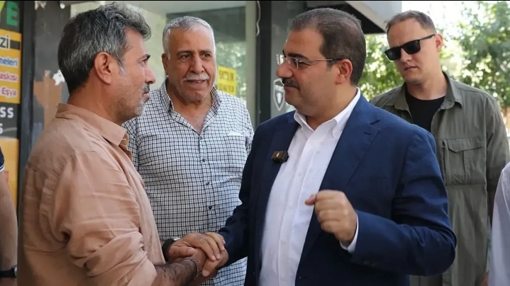 Canpolat halkla iç içe! Talep ve önerileri dinledi!