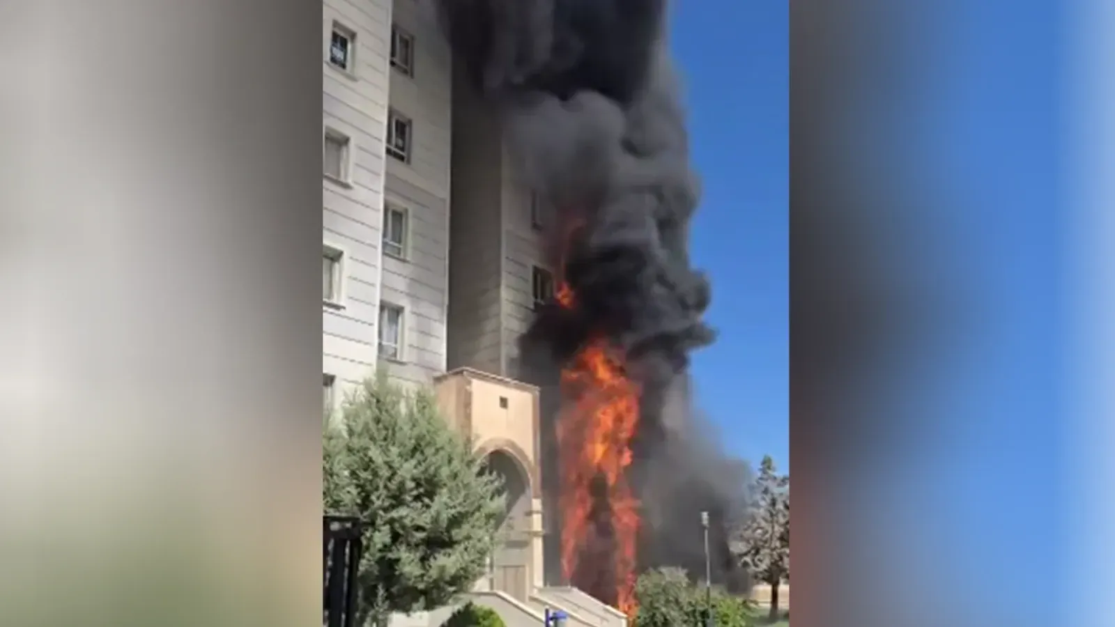 Urfa'nın ilçesindeki TOKİ konutlarında yangın!
