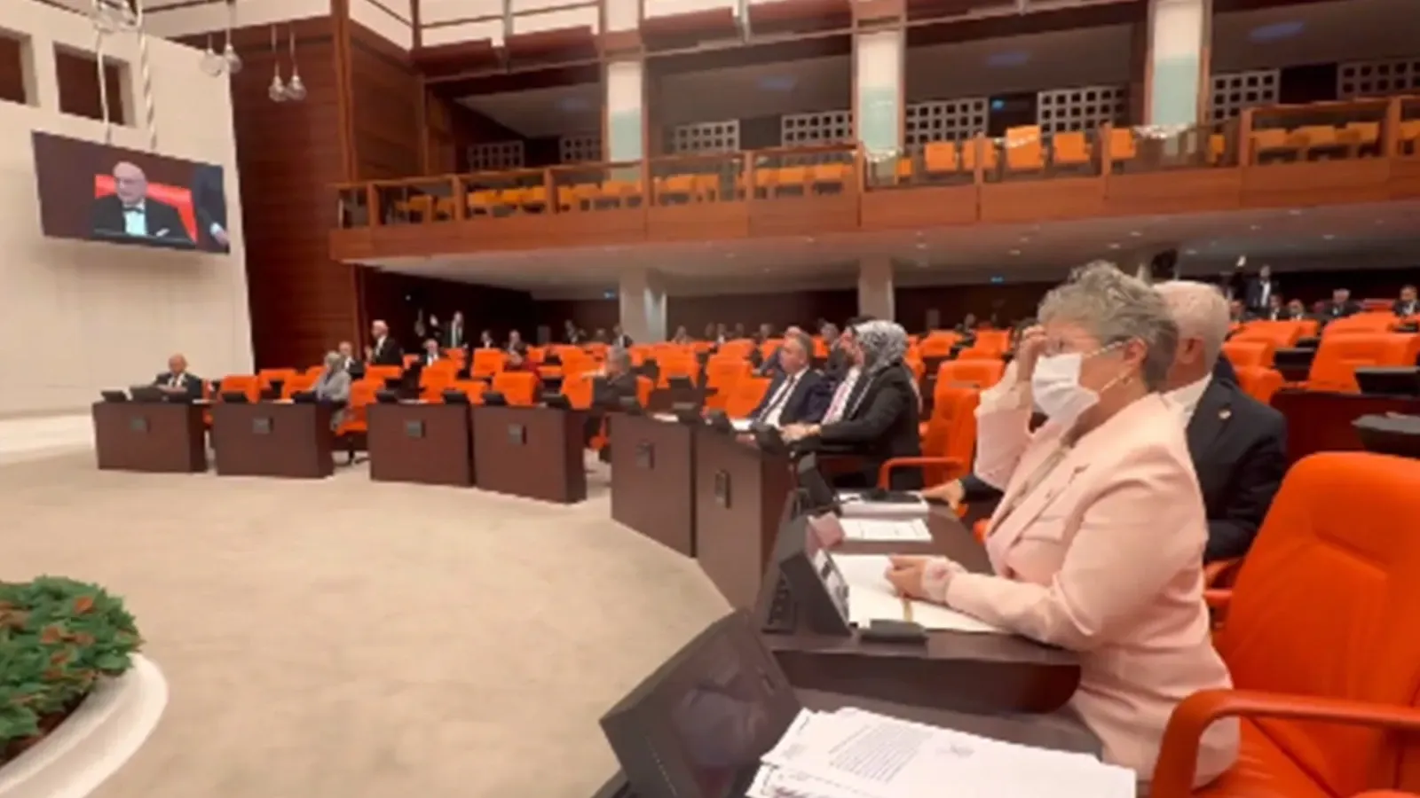 Önerge reddedildi! Tanal: Siyasi hesaplara kurban edilmemelidir!