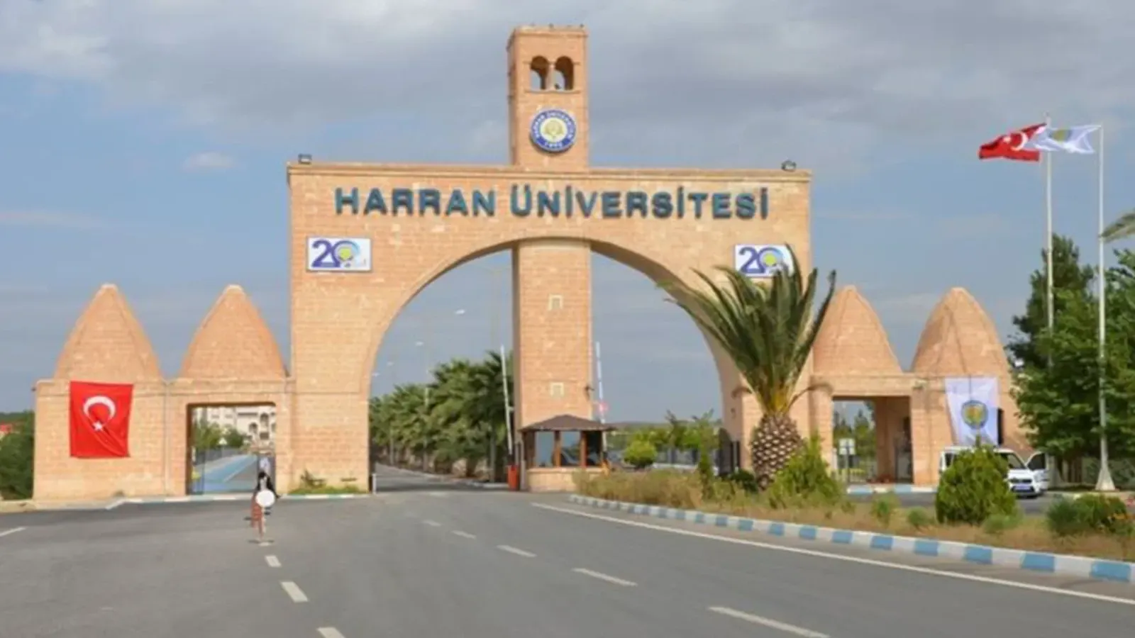 Harran Üniversitesi'nde keyfi uygulama iddiası! Mobbing, aylık kesme, uzaklaştırma, ihraç teklifi...