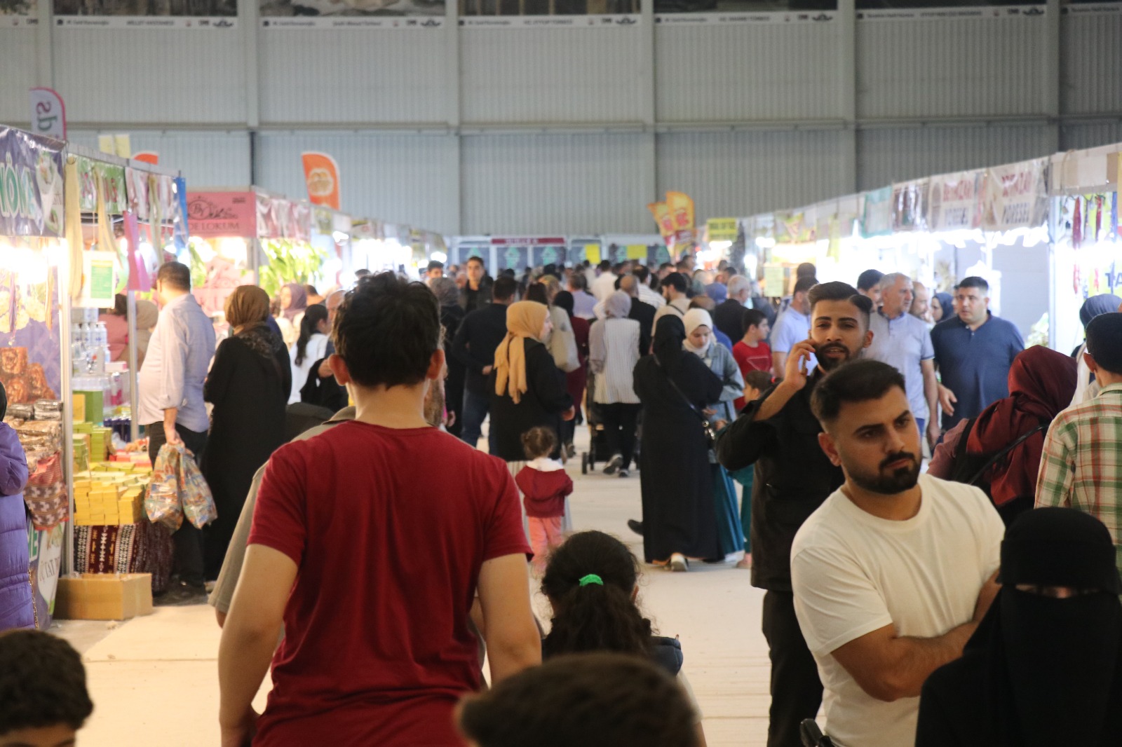 Türkiye’nin En Büyük Yöresel Ürünler Fuarı Ziyaretçi Akınına Uğruyor