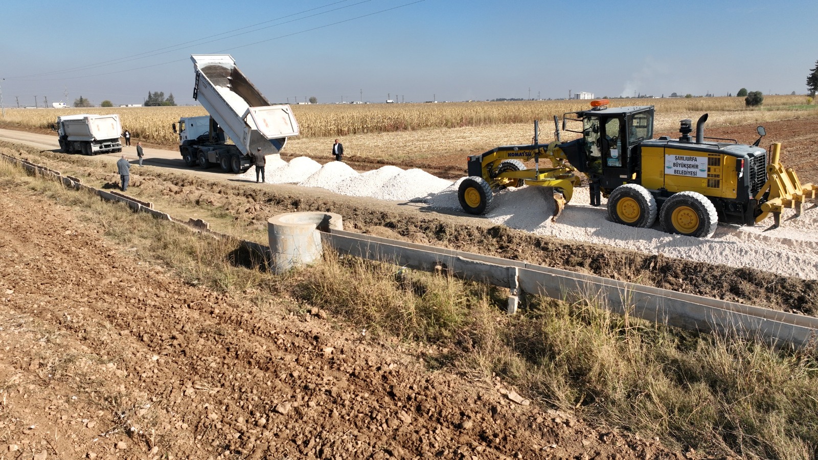 ŞANLIURFA’DA KIRSAL YOLLAR YENİLENİYOR
