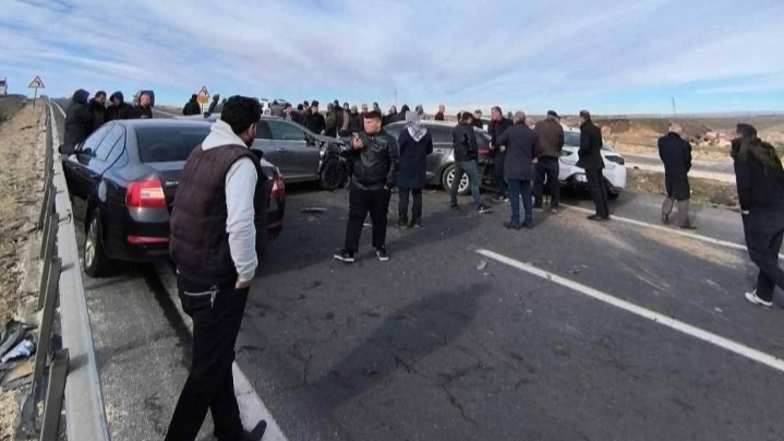 Şanlıurfa'da zincirleme kaza!
