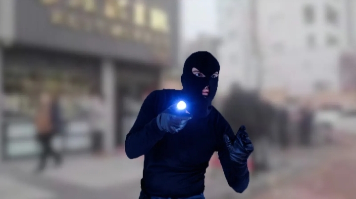 Urfa'da gündüz gözüyle soygun!