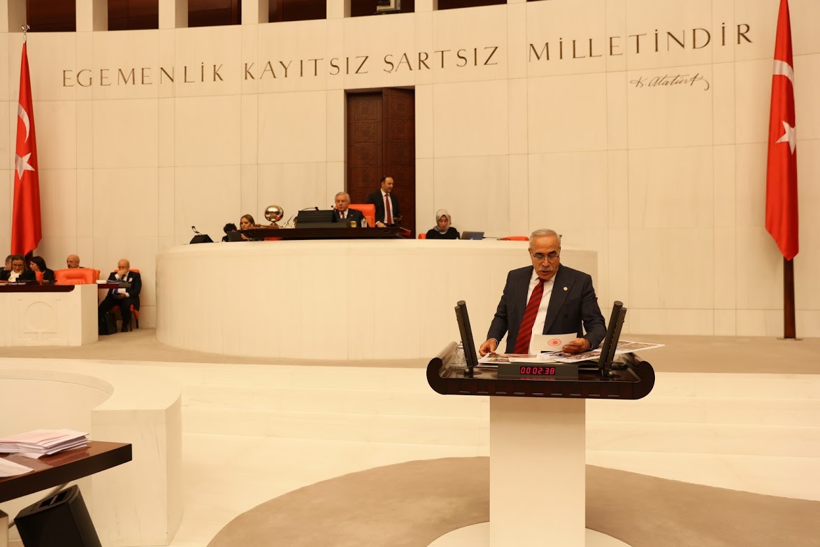 Aziz Aydınlık "İşçiler Sefalete Mahkum Edilmiş Durumdalar"