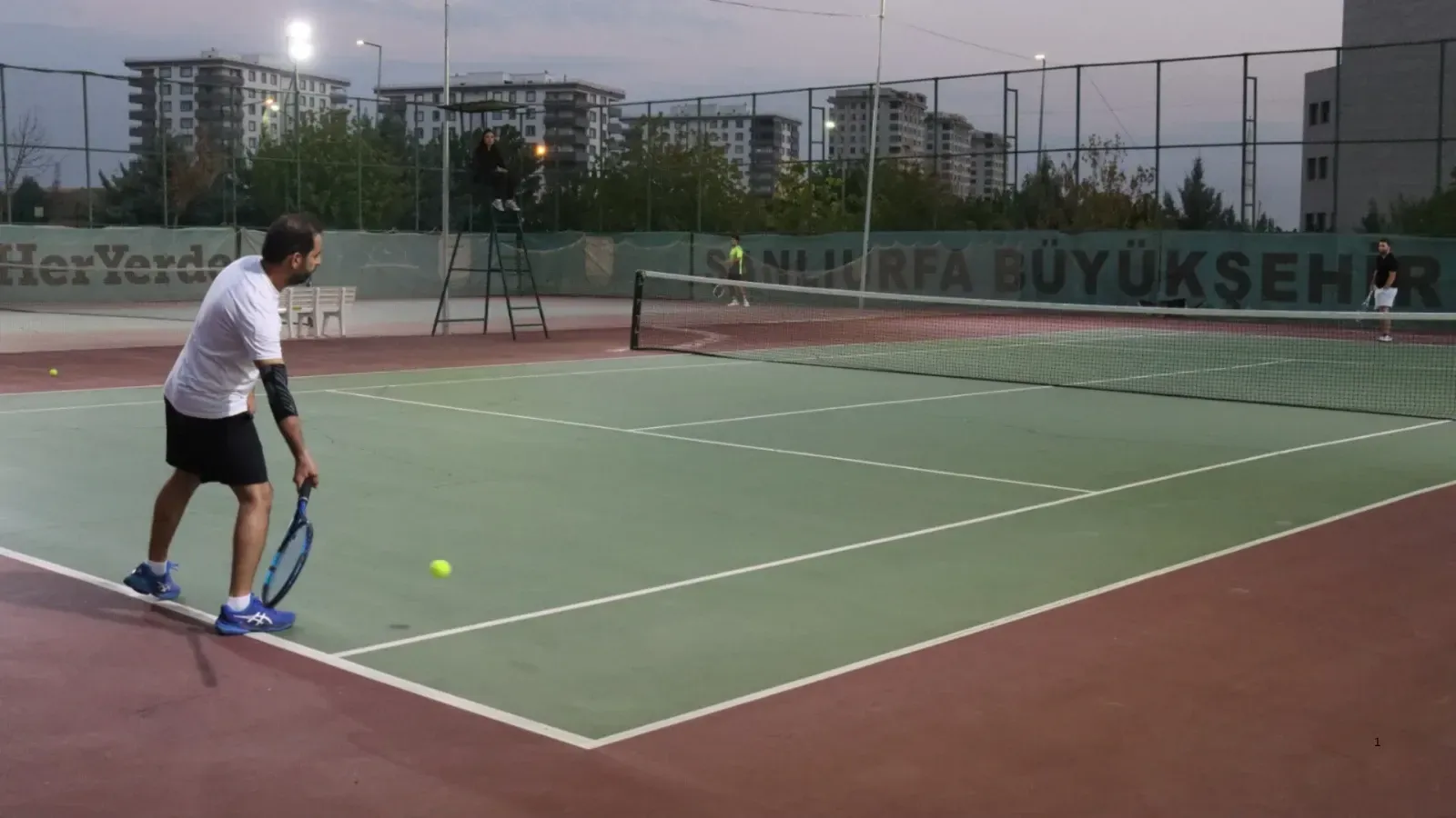 Cumhuriyet Bayramı Tenis Turnuvası başladı