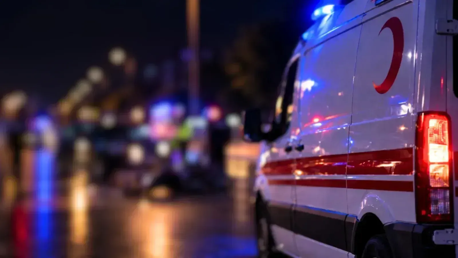 Urfa gece vakti kaza! Yaralı var