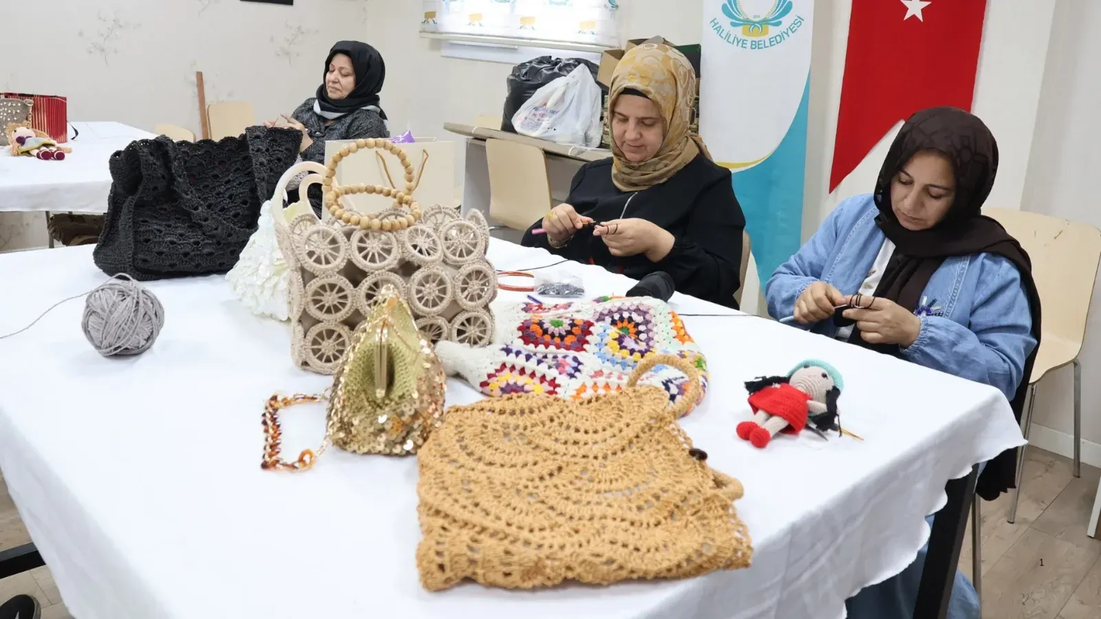 Haliliye Belediyesi’nden kadınlara meslek ve üretim fırsatı