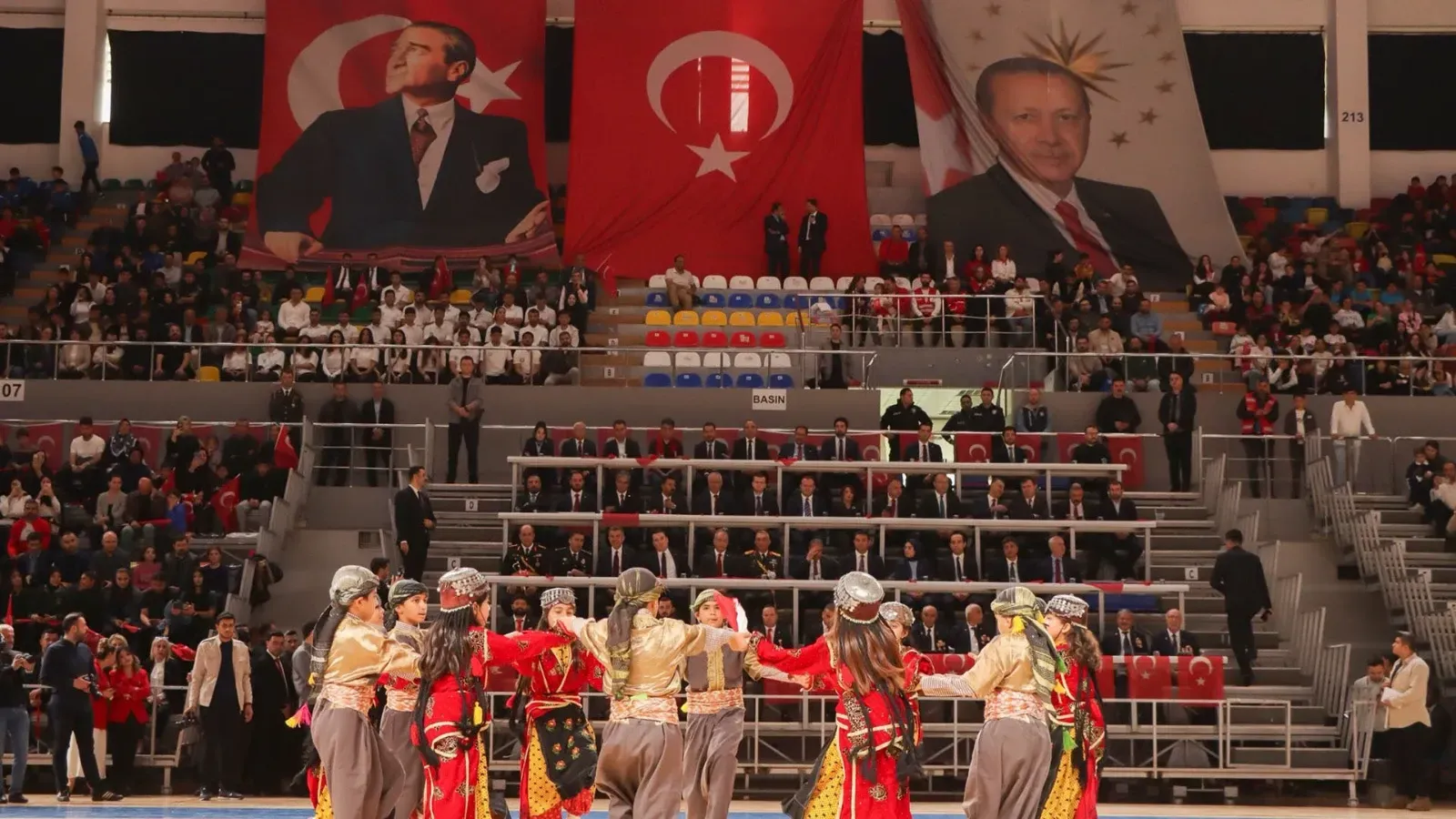 Şanlıurfa’da Cumhuriyet Bayramı coşkuyla kutlandı