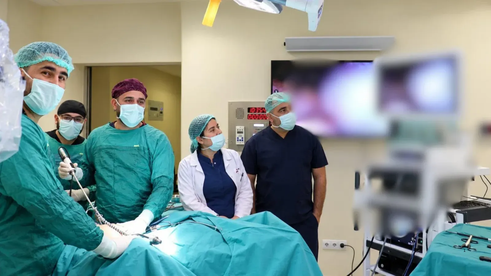 Şanlıurfa’da 12 santimetrelik kitleye robotik müdahale!
